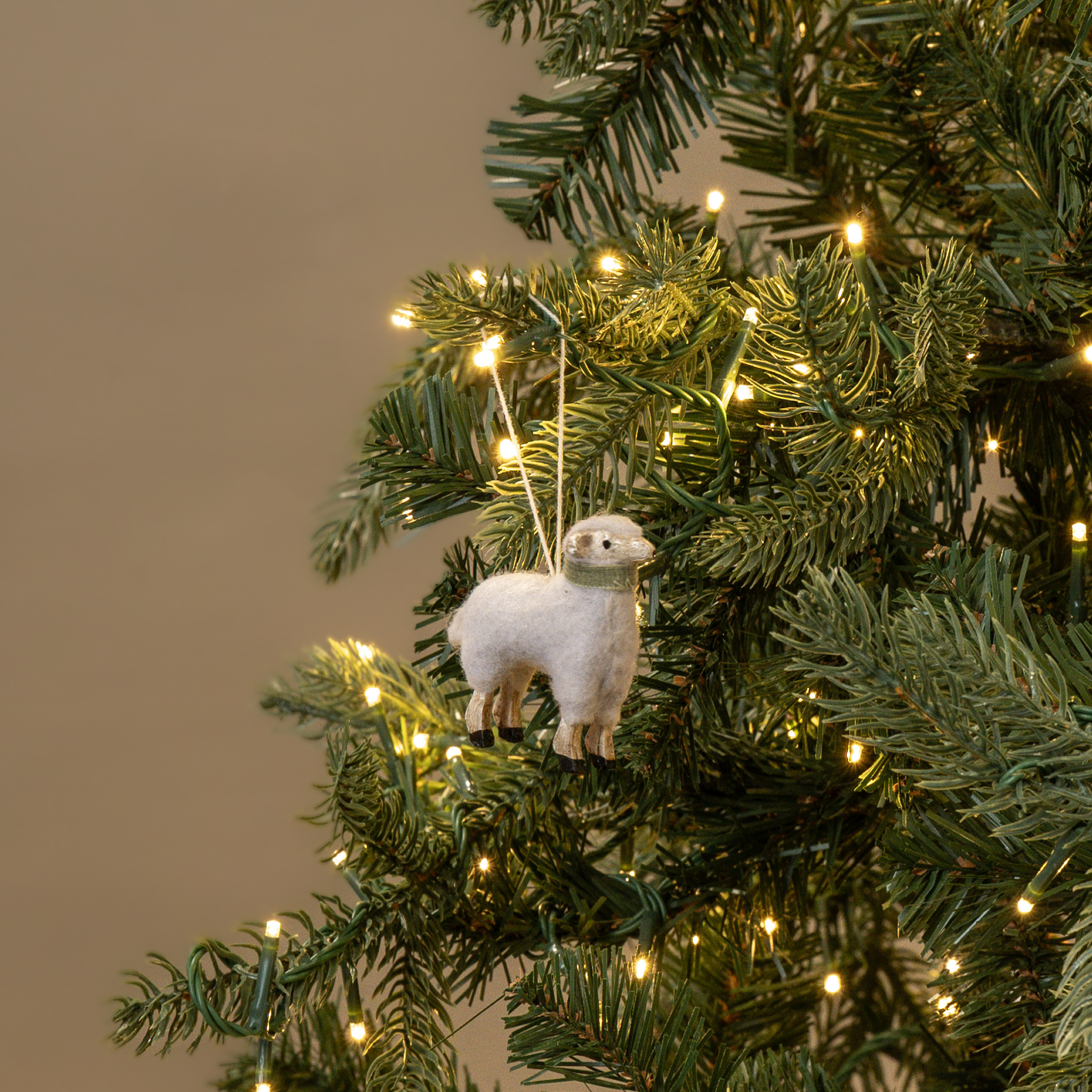 Primitive Sheep Ornament, 2.25"