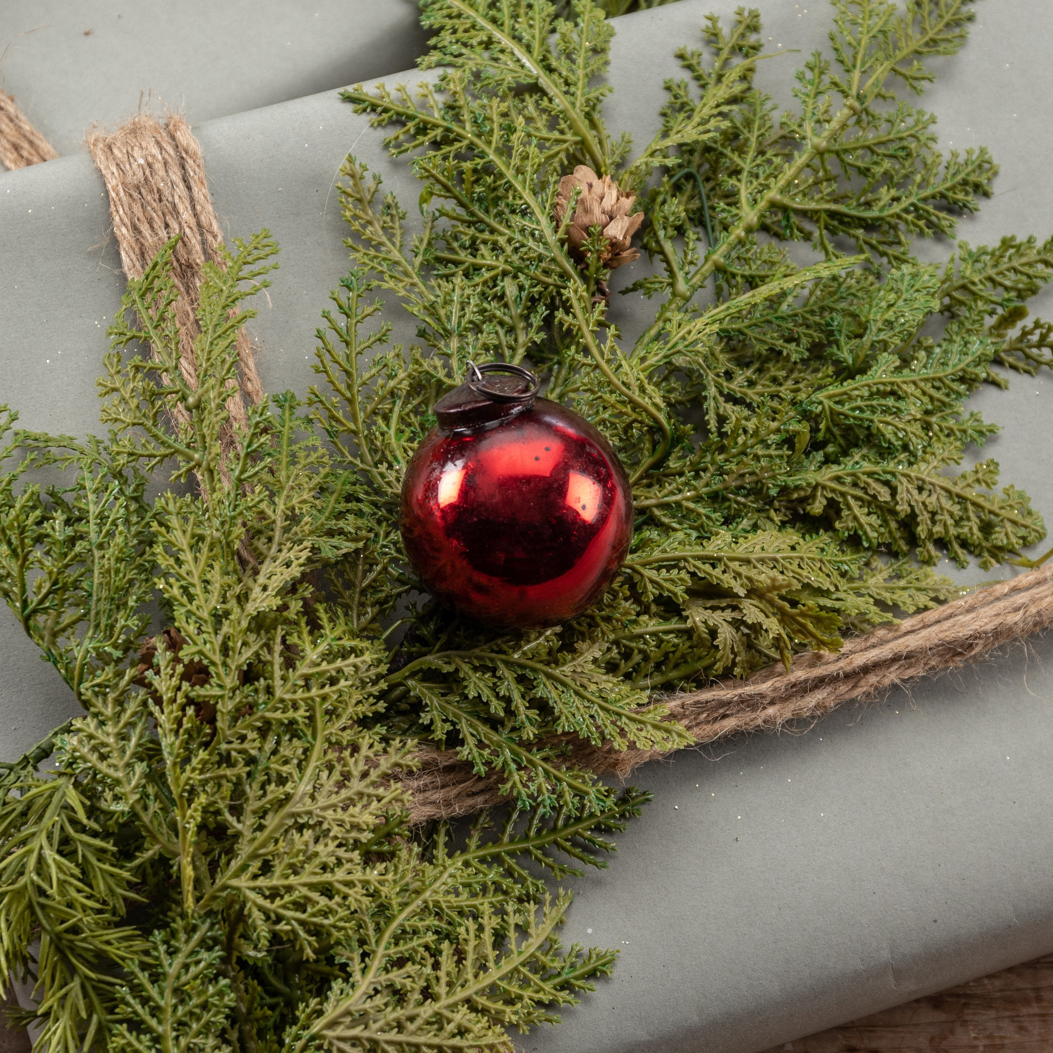 Red Kugel Ornament, 2"