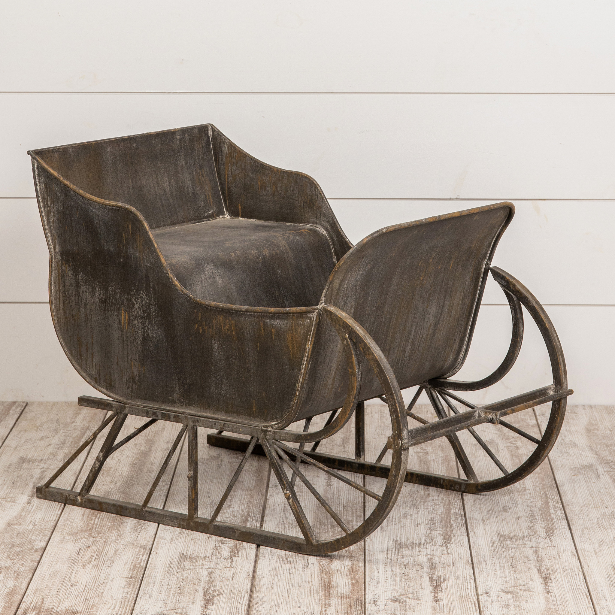 Metal Sleigh, photo 2 of 3