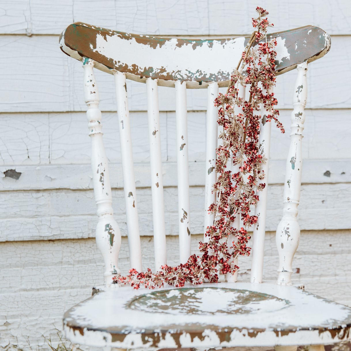 Draping Red Glitter Buds, 42", photo 4 of 7