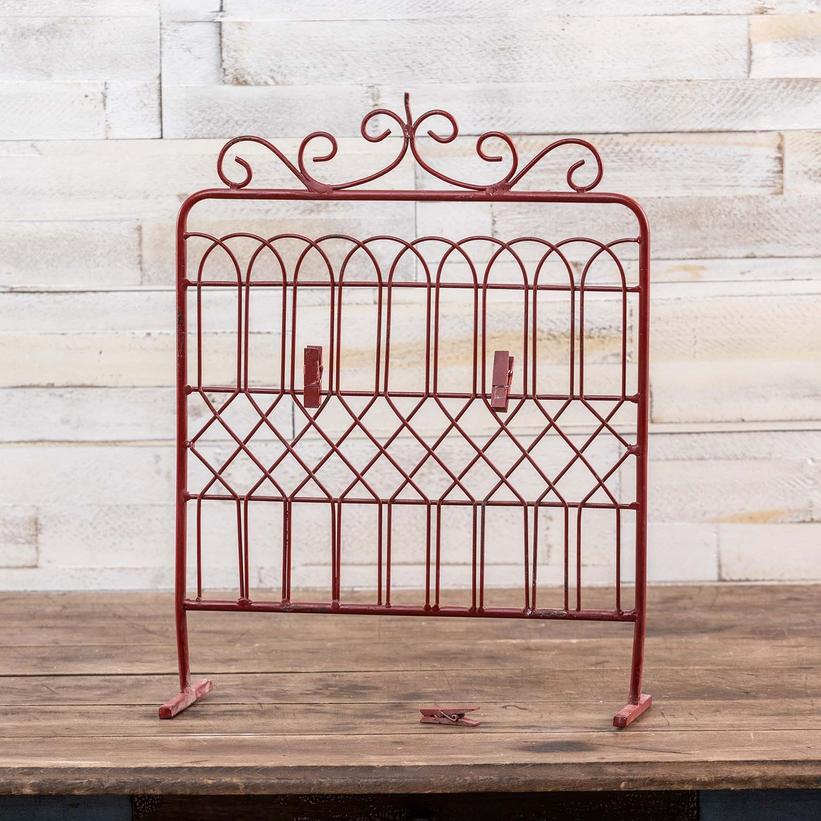 Red Tabletop Gate, 18"