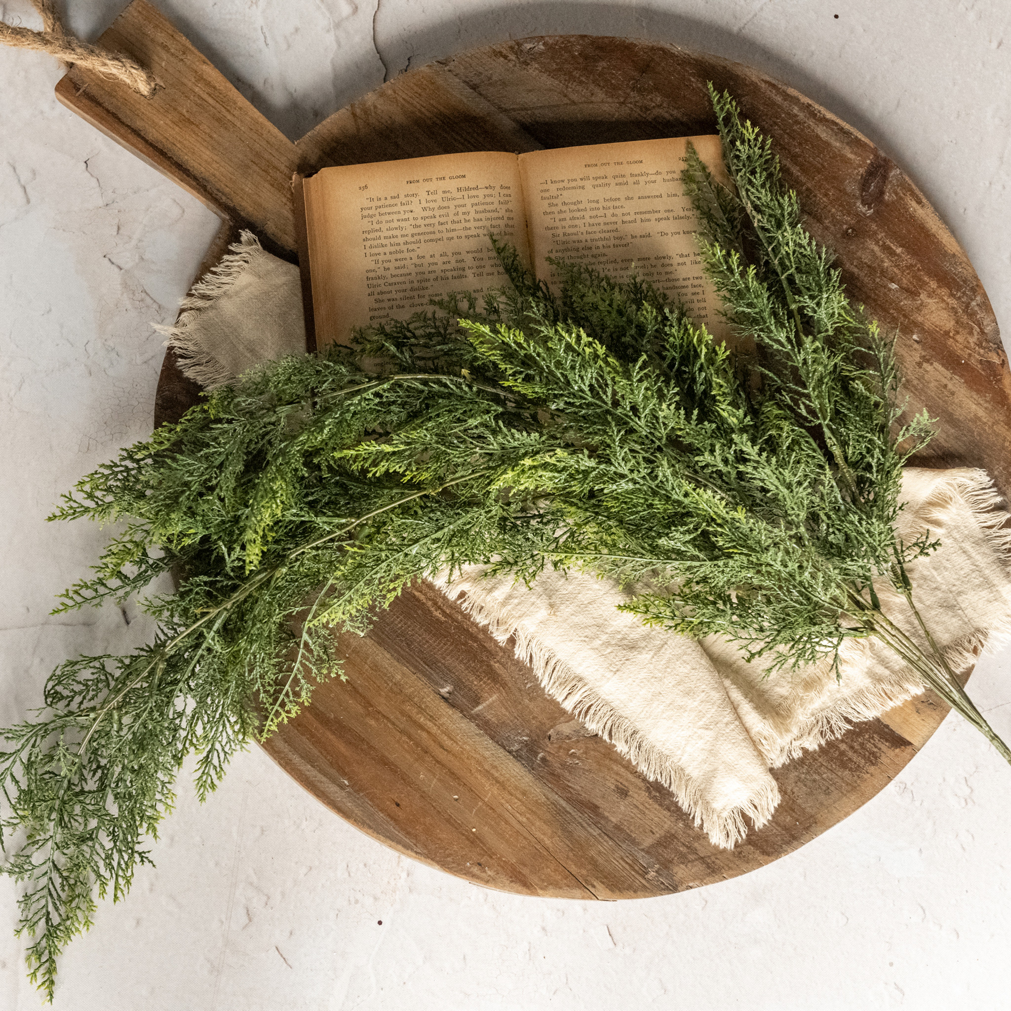 Red Cedar Hanging Bush, 34"
