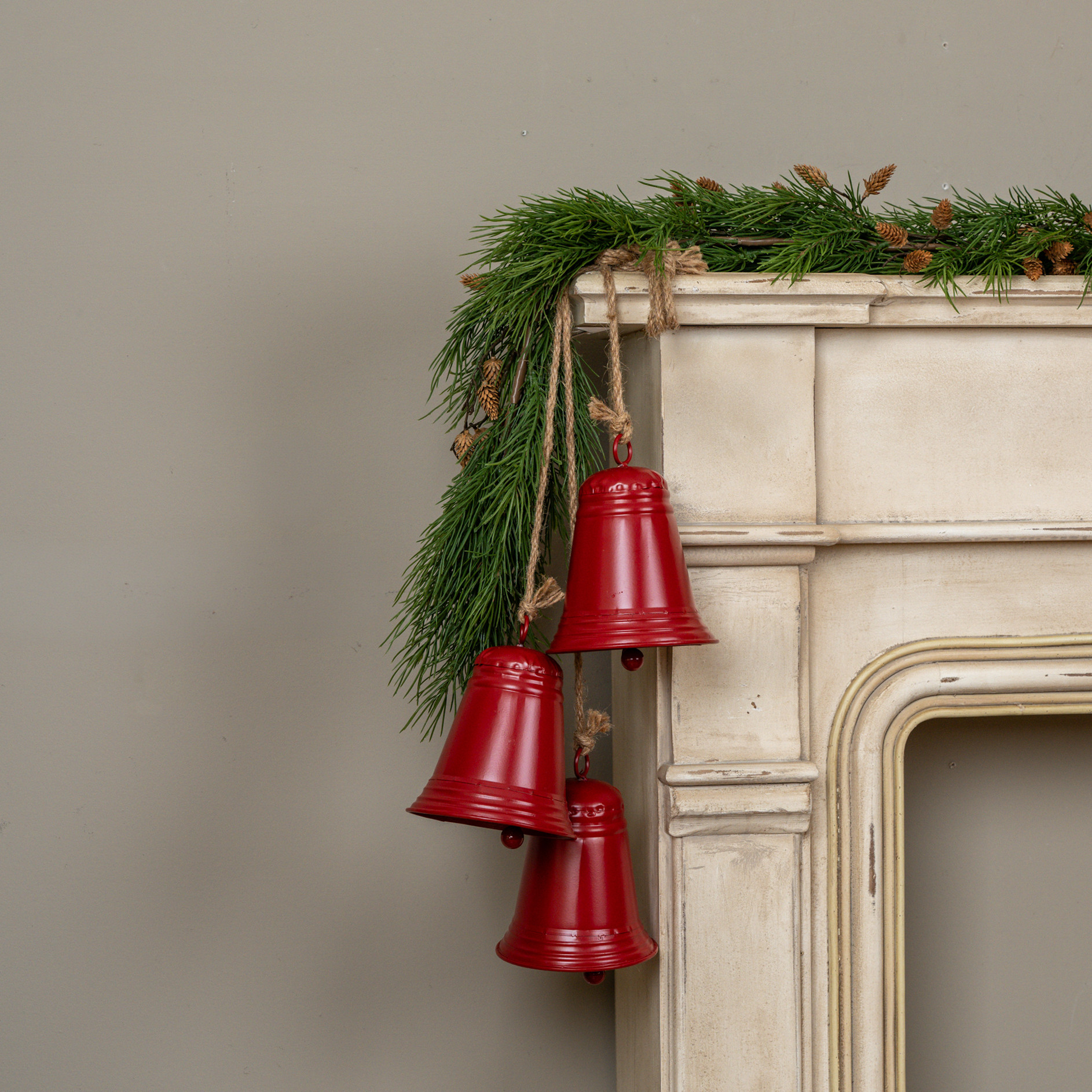 Red Hanging Bells, 29", photo 2 of 4