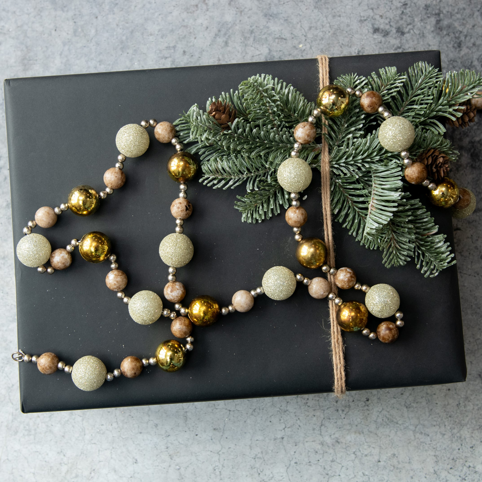 White, Gold & Silver Ball Garland, 6 ft