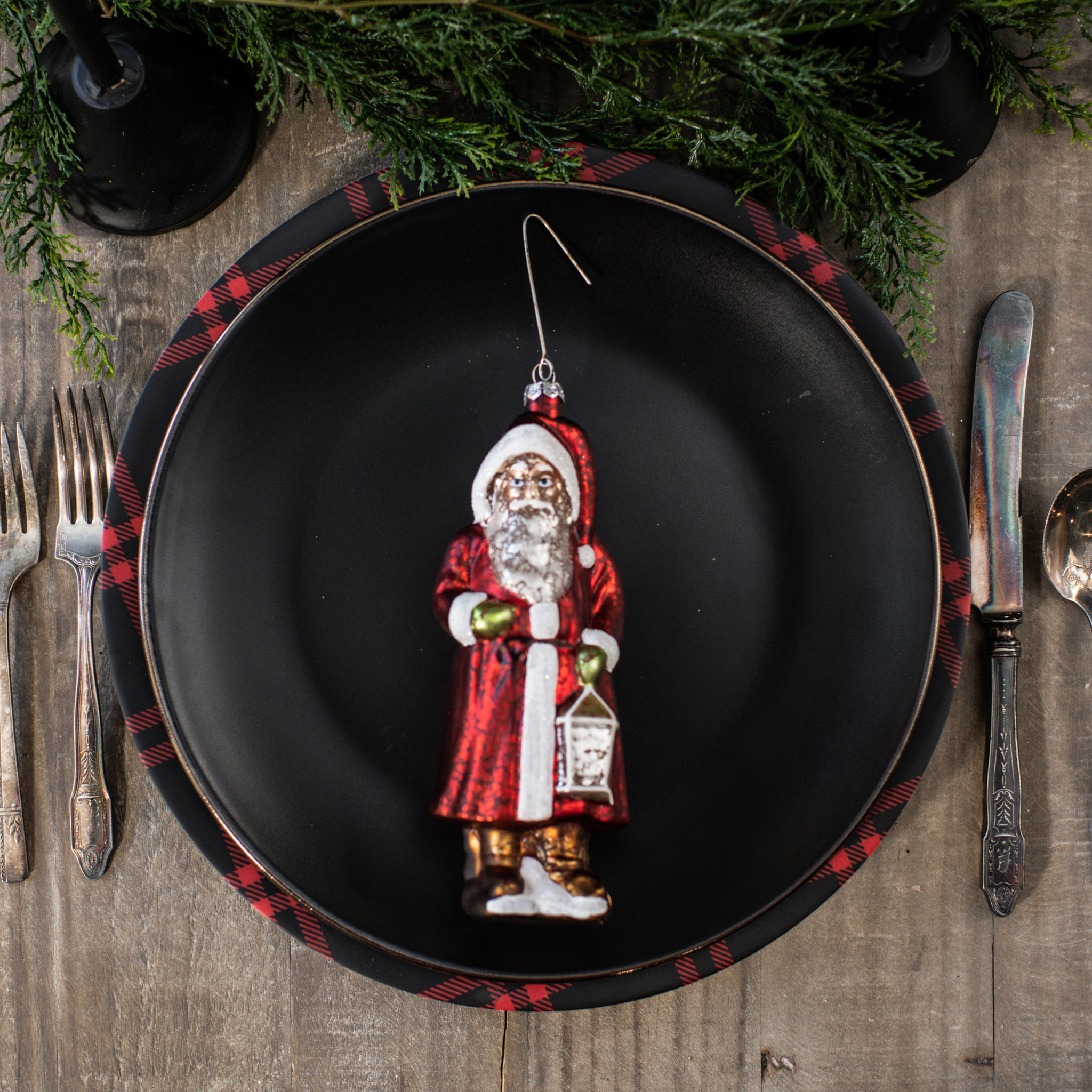Santa with Lantern Ornament, 7"
