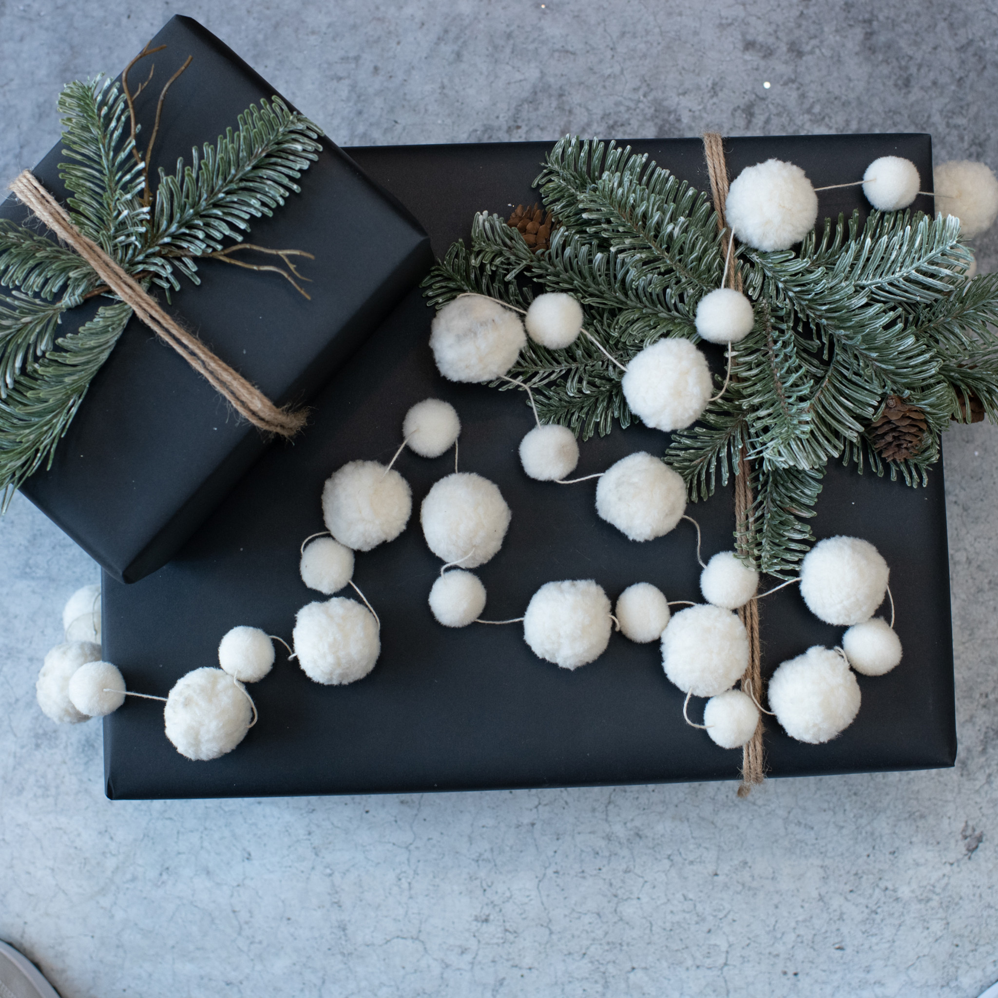 White Pom Pom Garland, 6 ft