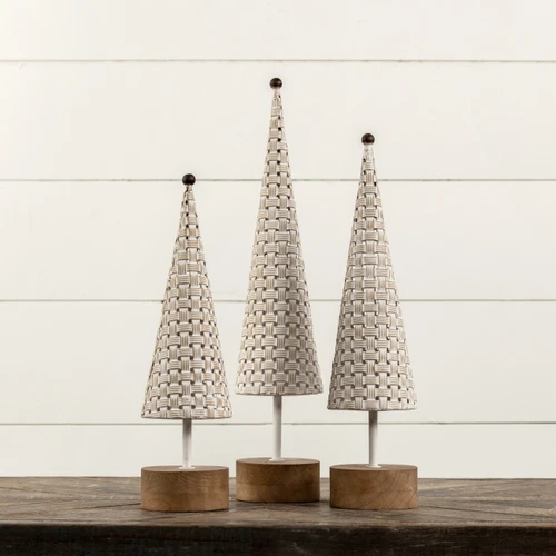 15" TIN TREE W/ WOOD BASE