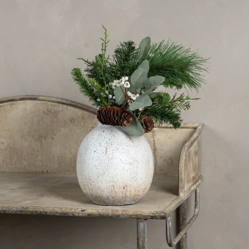 16" MIXED PINE, EUCALYPTUS & BERRY PICK