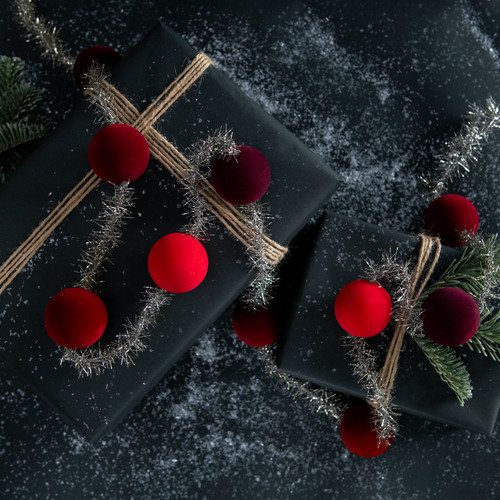 6' - GRADIENT RED 2" FLOCKED BALL GARLAND