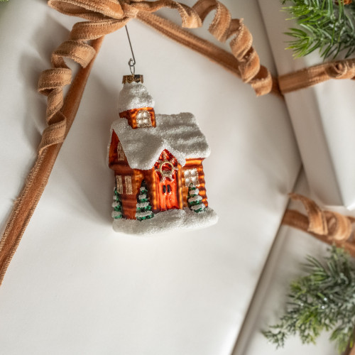 SNOWY BROWN CABIN ORNAMENT