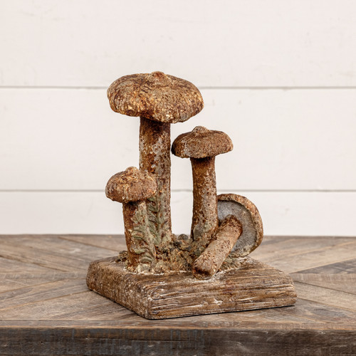MUSHROOM GROUPING ON STAND