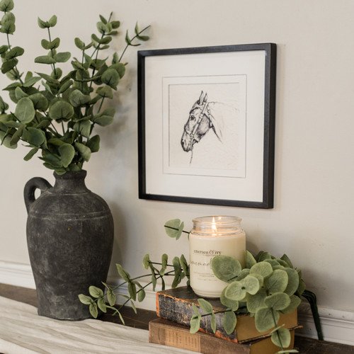BLACK & WHITE HORSE PRINT