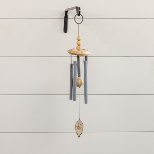 GREY WIND CHIME W/ LEAF