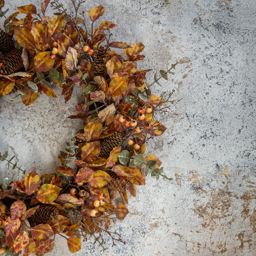 24" MIXED FALL FOLIAGE WREATH W/ BERRIES
