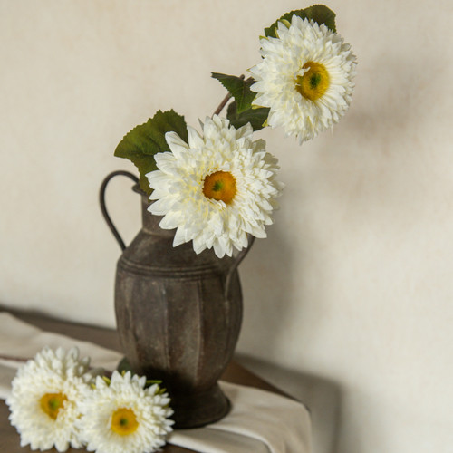 26" WHITE MUM SPRAY
