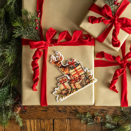 DEER W/ PRESENTS ORNAMENT