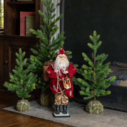 18" SANTA W/ LANTERN & TOY BAG