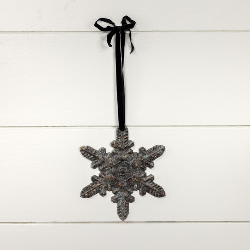 6" HOLLY SNOWFLAKE