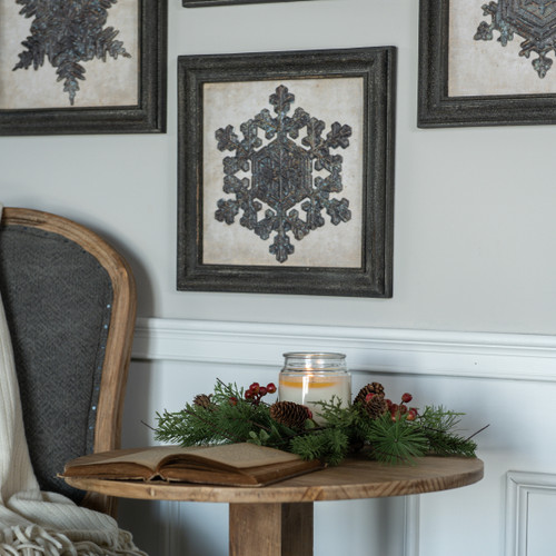 FRAMED CRYSTAL SNOWFLAKE