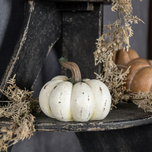 4.75" CREAM RESIN PUMPKIN