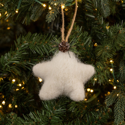 CREAM FELT STAR ORNAMENT
