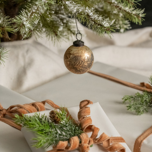 2.5" PRINTED LEAF KUGEL ORNAMENT