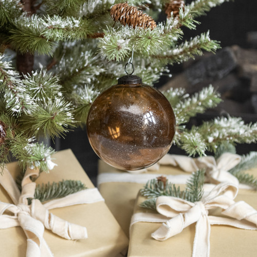 5" NUTMEG GLASS ORNAMENT