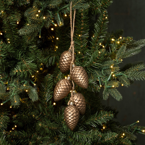 GOLD PINECONE BUNCH