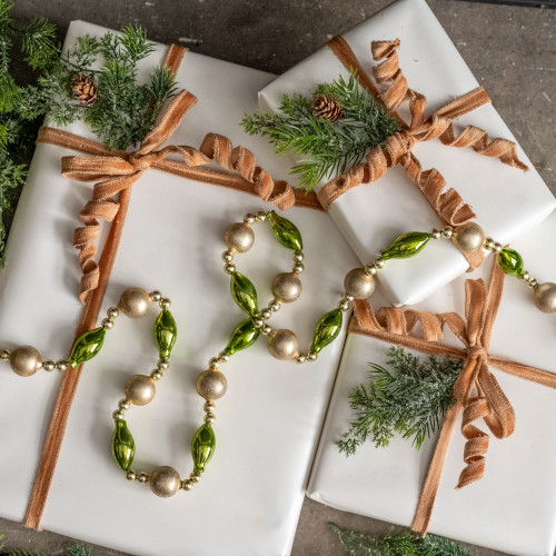 6' GREEN, GOLD & SILVER BEADED GARLAND