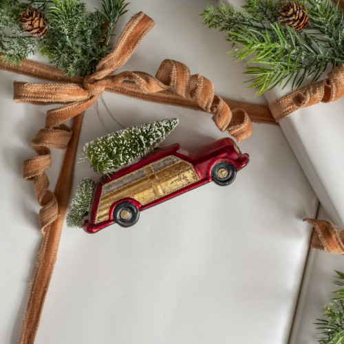 RED WOODY ORNAMENT