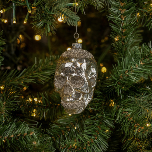 SKULL ORNAMENT