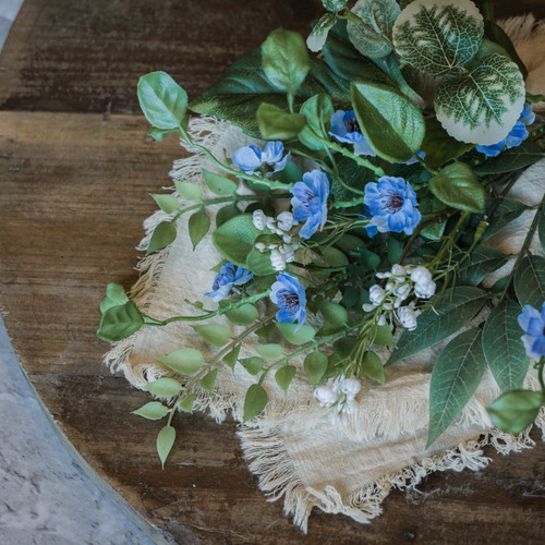 15.5" BLUE & WHITE WILDFLOWER PICK