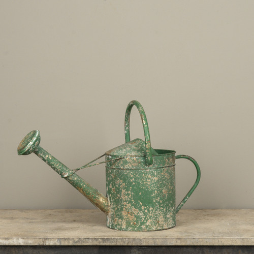 GOLD & GREEN WATERING CAN