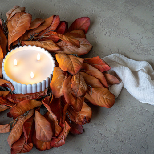 19" DRIED ORANGE MAGNOLIA LEAVES CANDLE RING