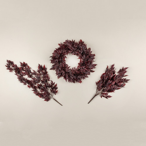 18" BURGUNDY SPIKENARD LEAF WREATH
