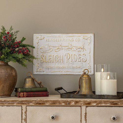 16.75" GOLD & WHITE SLEIGH RIDES SIGN