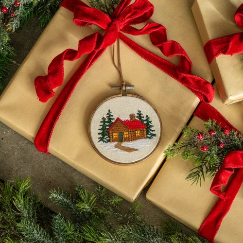 5" WINTER CABIN EMBROIDERED ORNAMENT
