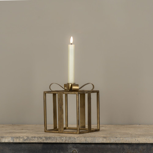 7" GOLD PRESENT TAPER CANDLE HOLDER