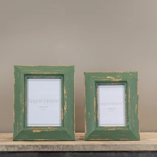 4" X 6" GREEN CHIPPY PHOTO FRAME