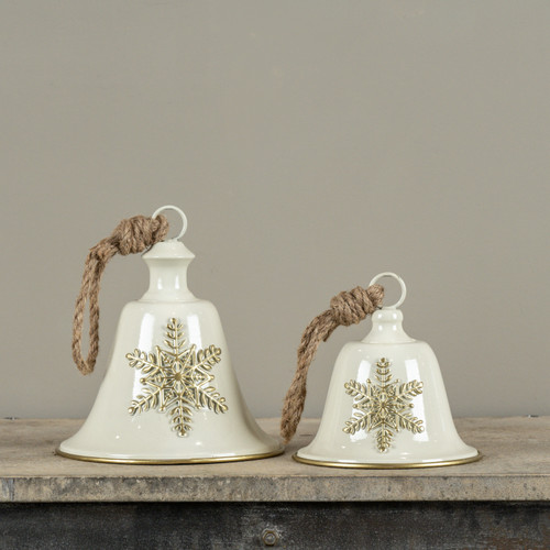 6.5" CREAM BELL W/ SNOWFLAKE