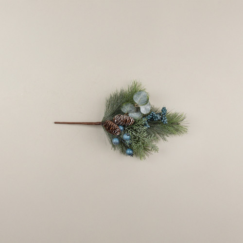 18" ICED PINE, EUCALYPTUS & BLUE BERRIES PICK