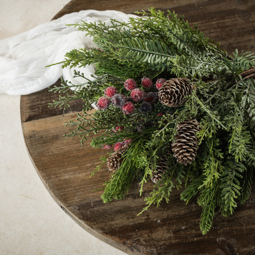 19" MIXED CEDAR, PINE & RED BERRY BUNDLE
