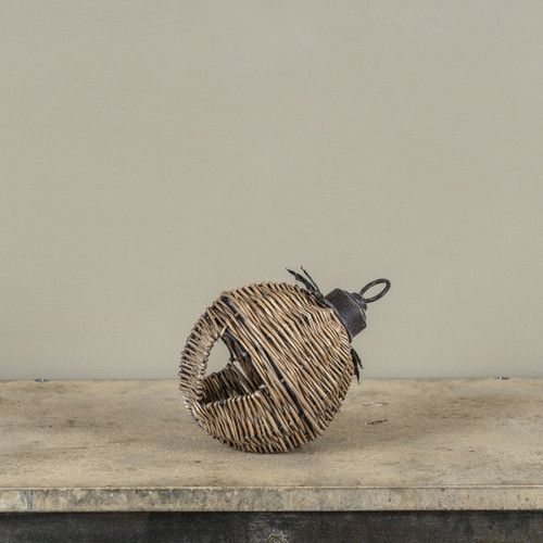 6.25" WICKER SLEIGH BELL W/ HOLLY
