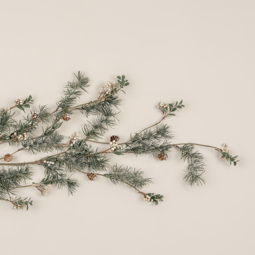 47.25' PINE W/ CREAM BERRIES HANGING BUSH