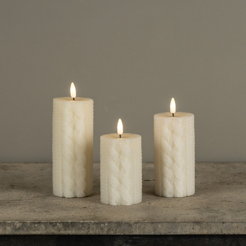 6" CREAM SWEATER 3D FLAME CANDLE