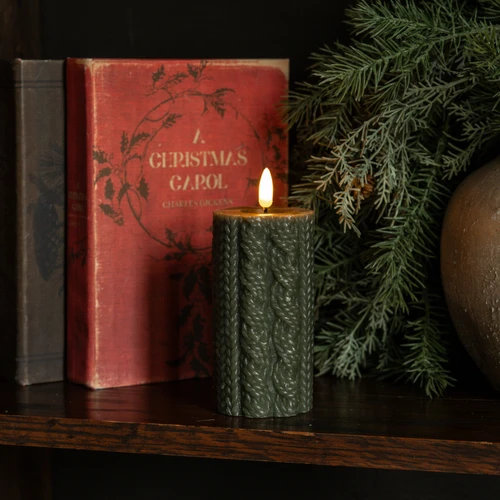 5" DARK GREEN SWEATER 3D FLAME CANDLE