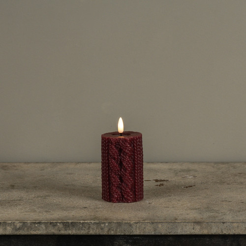 4" RED SWEATER 3D FLAME CANDLE