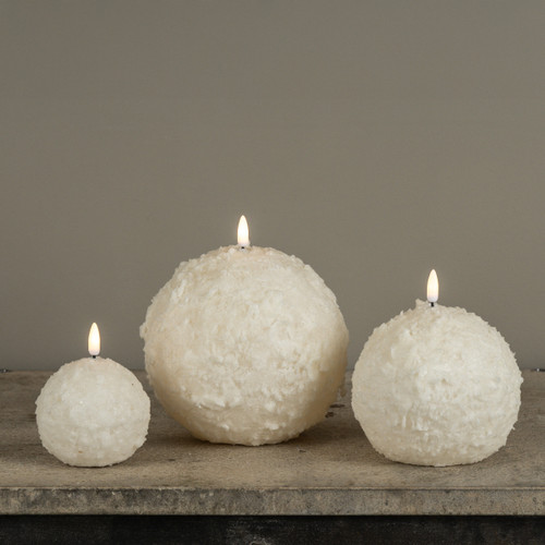 6" CREAM SHIMMER 3D FLAME SNOWBALL CANDLE