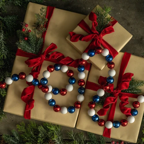 6' RED, WHITE & BLUE BALL GARLAND