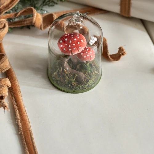 DEER & MUSHROOMS IN GLASS DOME ORNAMENT